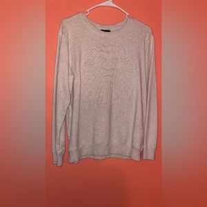 Pullover tan sweatshirt